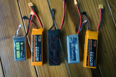 HobbyKing Graphene and Bolt High Voltage LiPo Battery Analysis